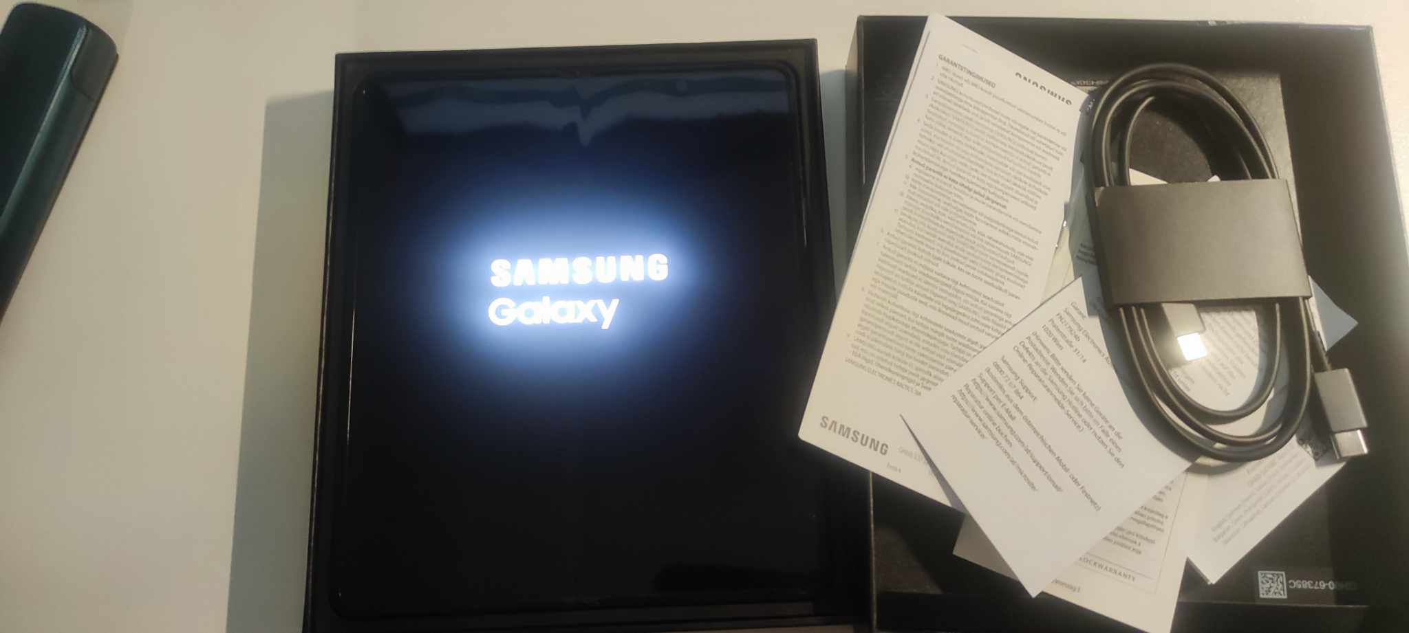 Samsung Galaxy Z Fold4 5G (12GB/256GB) METAX/NO Samsung Galaxy Z Fold4 5G (12GB/256GB) METAX/NO - Image 7